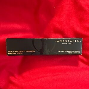 Anastasia Beverly Hills Brow Gel in Black Packaging